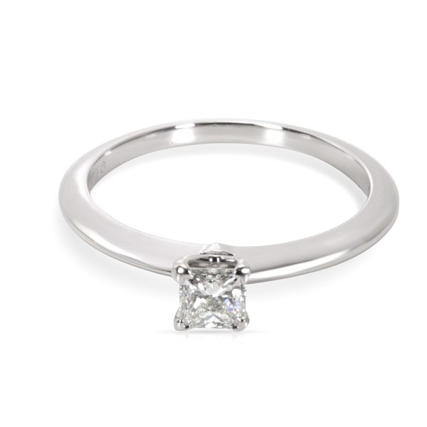 Tiffany Co Princess Cut Diamond Engagement Ring in Platinum 026 ct GVVS1 Tiffany Co Princess Cut Diamond Engagement Ring in Platinum 026 ct GVVS1