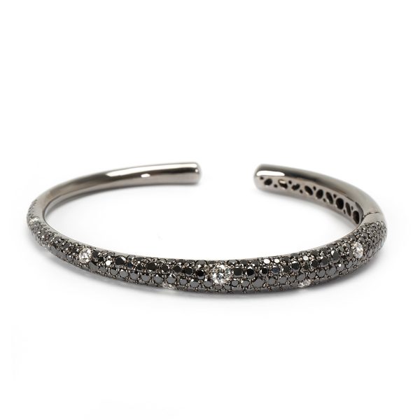 Kwiat Cobblestone Diamond Cuff in 18K Black Rhodium 411 CTW Kwiat Cobblestone Diamond Cuff in 18K Black Rhodium 411 CTW