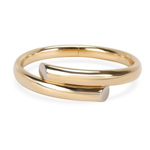 Hinged Crossover Bangle in 18K Yellow Gold Cart