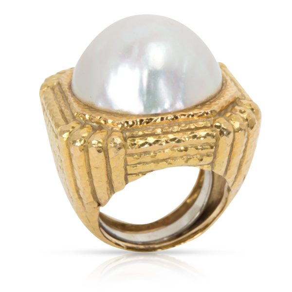 Yellow Gold Fashion Ring David Webb Mabe Pearl Square Hammered Gold Ring in 18K Yellow Gold