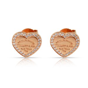 Tiffany Co Return to Tiffany Diamond Heart Earrings in 18K Rose Gold Chanel Card Case Matelasse Grained Calfskin Black