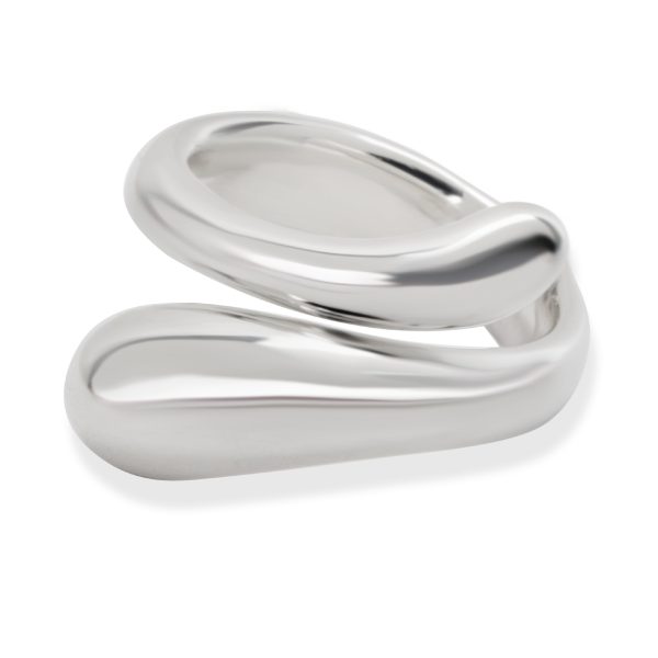 Tiffany Co Elsa Peretti Teardrop Ring in Sterling Silver Tiffany Co Elsa Peretti Teardrop Ring in Sterling Silver