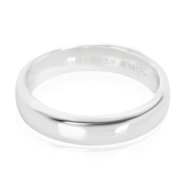 Van Cleef Arpels Toujours Mens Wedding Band in Platinum Van Cleef Arpels Toujours Mens Wedding Band in Platinum