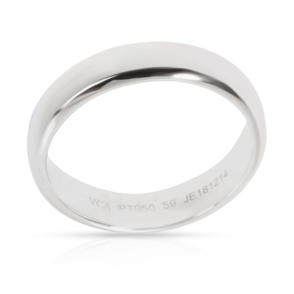 104498 pv Van Cleef Arpels Toujours Mens Wedding Band in Platinum