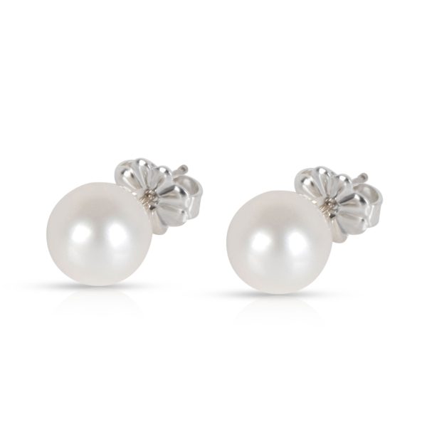 Tiffany Co Pearl Stud Earring in Sterling Silver 75 mm Tiffany Co Pearl Stud Earring in Sterling Silver 75 mm