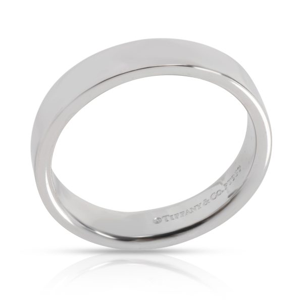 105867 pv Tiffany Co Essential Wedding Band in Platinum 4mm