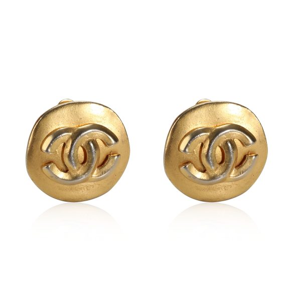 Chanel Spring 1996 CC Button Earrings Chanel Spring 1996 CC Button Earrings Gold Toned