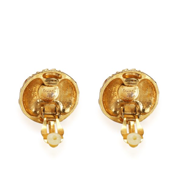 110446 bv 857331ba 32ff 41fd 8c01 3a7050c703c9 Chanel Vintage Gold Tone Button Earrings