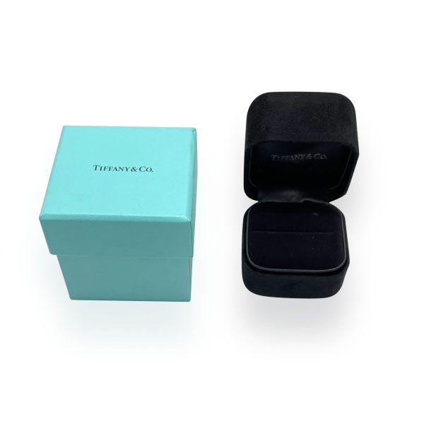 110991 box 6231e281 f5f2 4c0c baf1 ec38a4be484e Tiffany Co The Tiffany Setting Band in Platinum