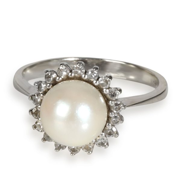 myGemma Pearl Diamond Halo Ring in 18K White Gold 02 CTW