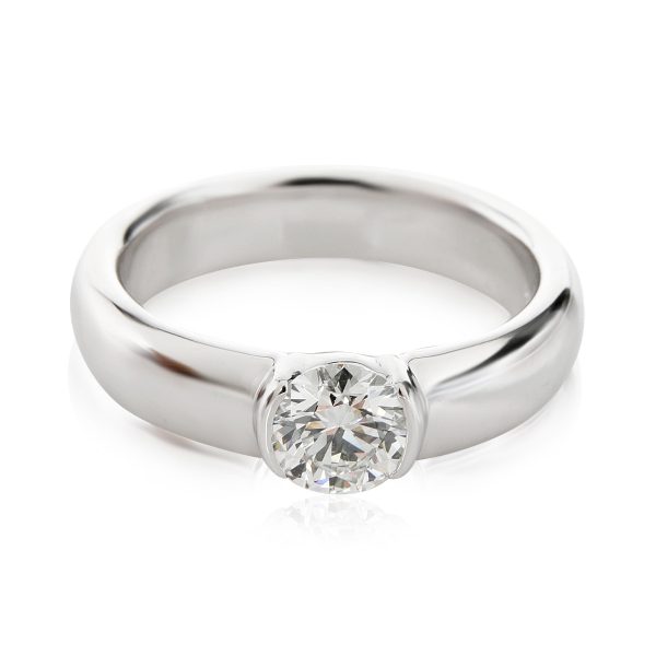 Tiffany Co Etoile Diamond Engagement Ring in Platinum G VS1 058 Ct Tiffany Co Etoile Diamond Engagement Ring in Platinum G VS1 058 Ct