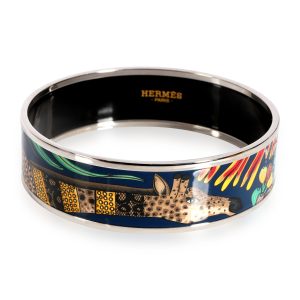 Hermès Painted Giraffe Exotique Palladium Plated Enamel Bracelet Chanel Cross Stitch Coco Handle 2Way Lambskin Bordeaux Gold