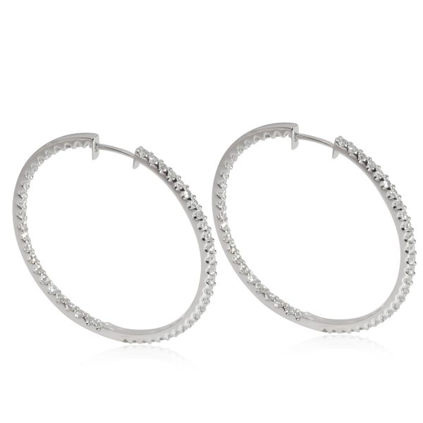 113210 sv Diamond In and out Hoop Earring in 18K White Gold 217 CTW