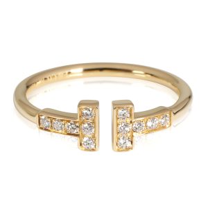 Tiffany Co T Diamond Fashion Ring in 18k Yellow Gold 013 CTW Louis Vuitton Monogram Implant 2 Way Shoulder Bag Clutch Pochette Felicie GM Rose Poodle