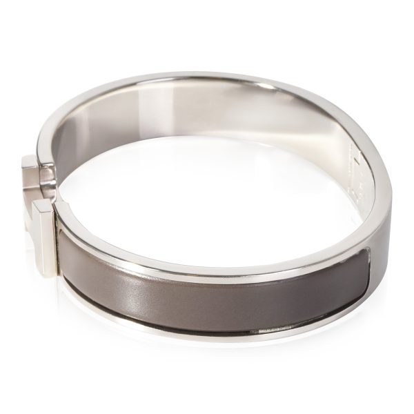 119062 sv 5867ac0c eecf 4068 afc3 16226358a7eb Palladium Plated Hermes Clic HH Bangle in Etain Mat