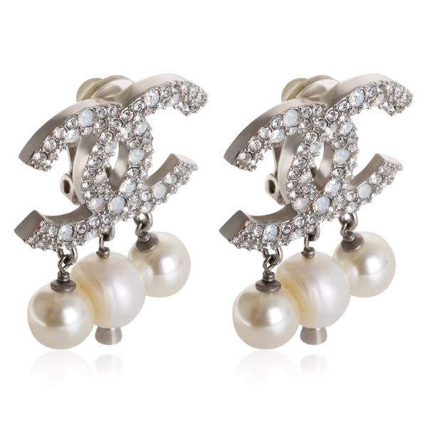 Silver Tone Chanel CC Drop Earrings With Faux Pearl Strass Silver Tone Chanel CC Drop Earrings With Faux Pearl Strass