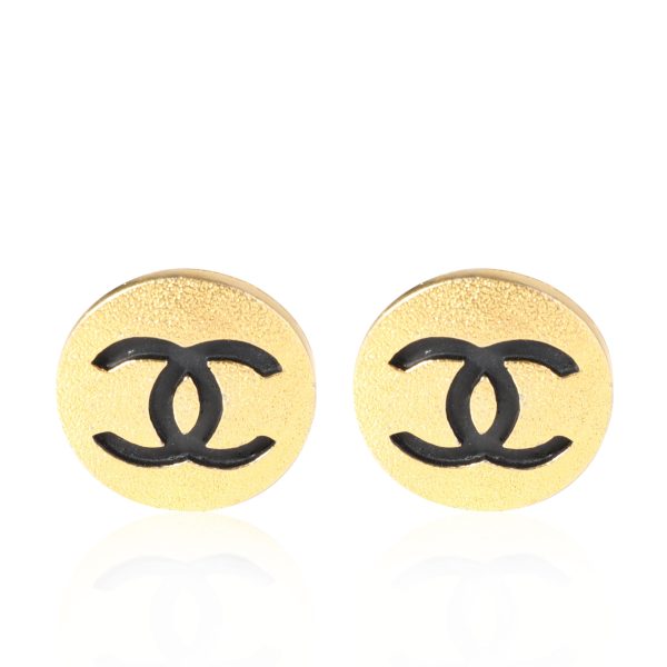 Gold Tone Chanel Large CC Button Earring Gold Tone Chanel Large CC Button Earring