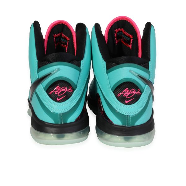 120207 bv 46a113f6 fde8 48b3 a452 f2731acc917c LeBron 8 Retro South Beach 2021