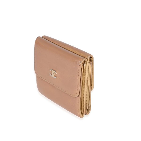 120396 sv d9ec29c7 c4ad 4f33 b3ef 5c7d41d90d8a Chanel Beige Goatskin Double Flap Compact Wallet