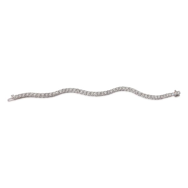 120569 pv 53d2fc17 bdba 4aab 960a b6af78c9b1aa Diamond Tennis Bracelet in 18k White Gold 725 CTW