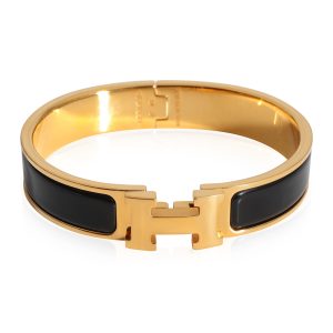 Hermès Clic H Bracelet in Black Chanel Cocomark Matelasse Coin Case Card Case Gold Hardware