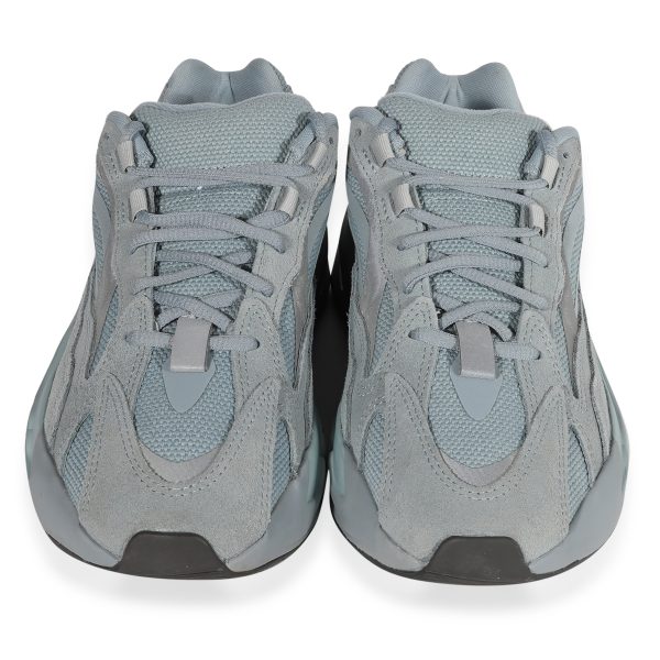 122691 pv 88bdafff 42d7 4024 8905 cea33707ddf5 Yeezy Boost 700 V2 Hospital Blue