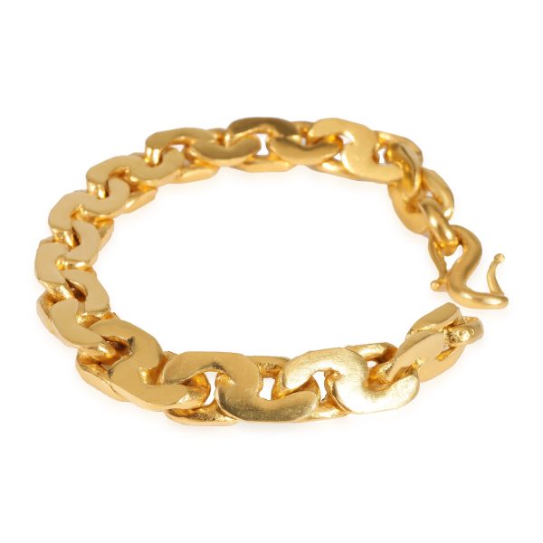 122832 bv 3b539a33 5ed3 4766 9b47 a5fced8bf089 Tse Sui Luen Bracelet in 24K Yellow Gold