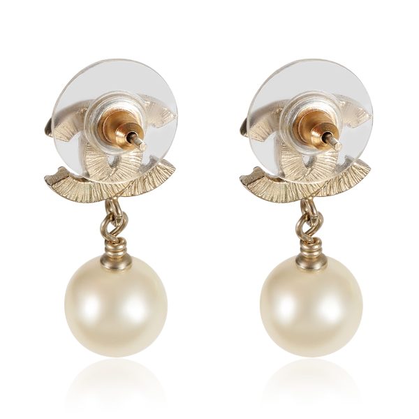 123471 pv Chanel Pearl and Strass CC Drop Earrings