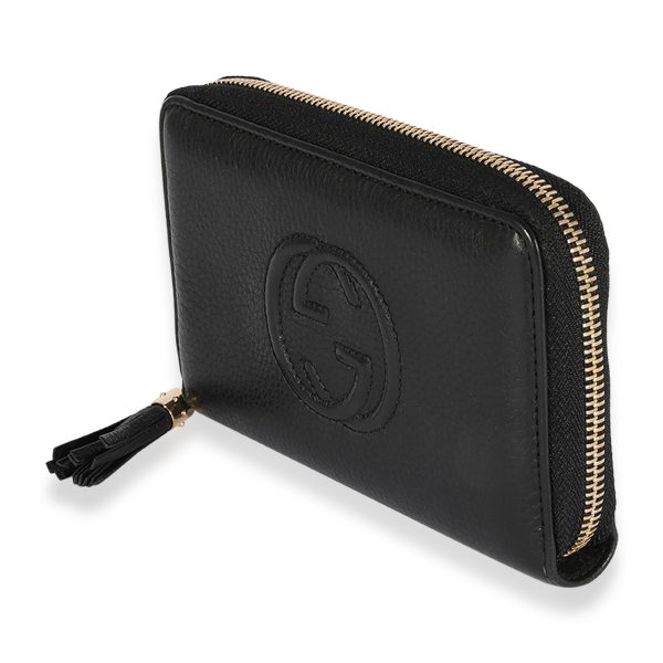 123706 sv Gucci Black Pebbled Leather Soho Zip Around Wallet