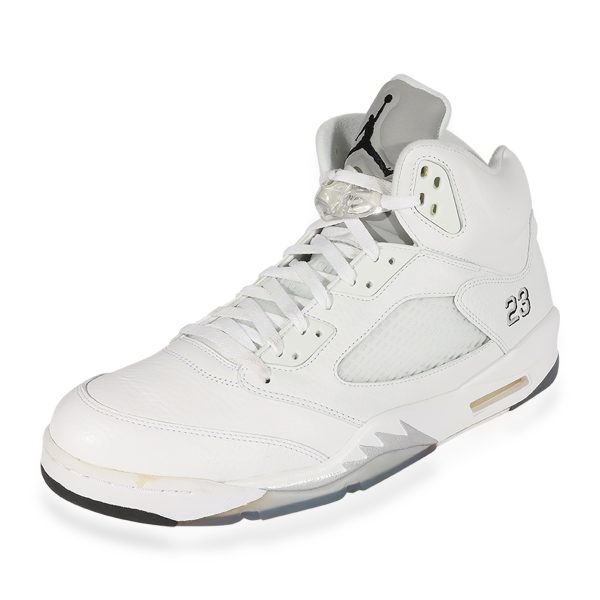 124054 ad2 d033b299 6d54 4ef6 817b cc3832d4a141 Jordan 5 Retro Metallic White