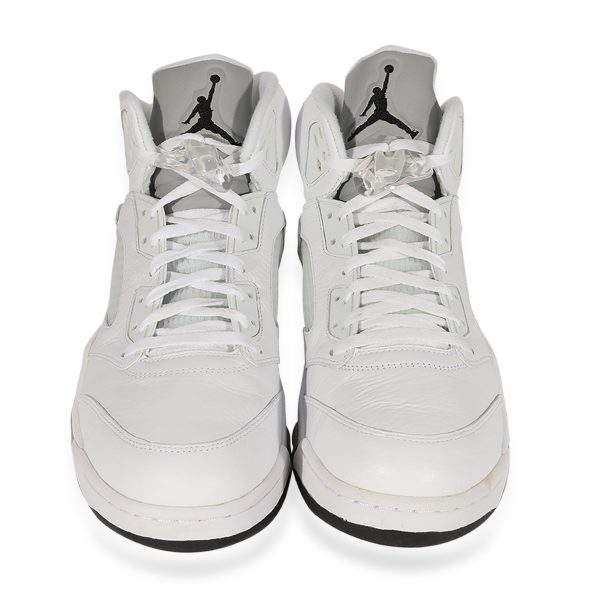 124054 pv ddb72415 730a 4e37 947a 0dbe46ca0634 Jordan 5 Retro Metallic White