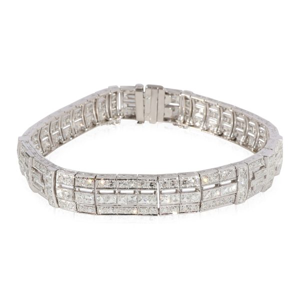 Platinum Vintage Diamond Bracelet in Platinum 1075 CTW Platinum Vintage Diamond Bracelet in Platinum 1075 CTW