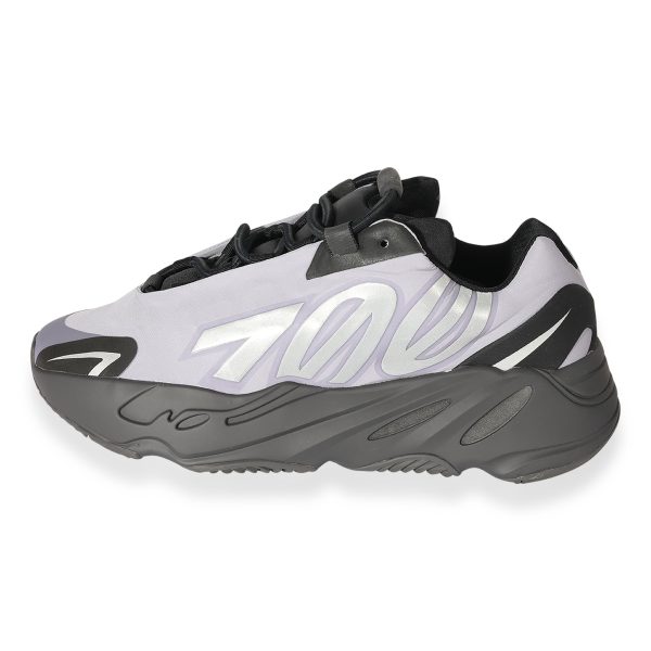 Yeezy Boost 700 MNVN Geode Yeezy Boost 700 MNVN Geode