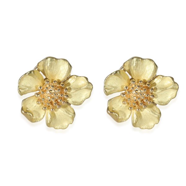 Tiffany Co Vintage Dogwood Earrings in 18k Yellow Gold Tiffany Co Vintage Dogwood Earrings in 18k Yellow Gold