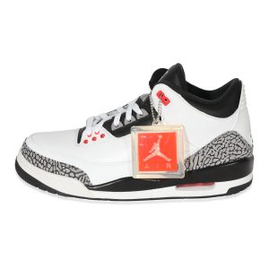 Air Jordan 3 Retro Infrared 23 Gucci Bamboo Daily Medium Top Handle Bag