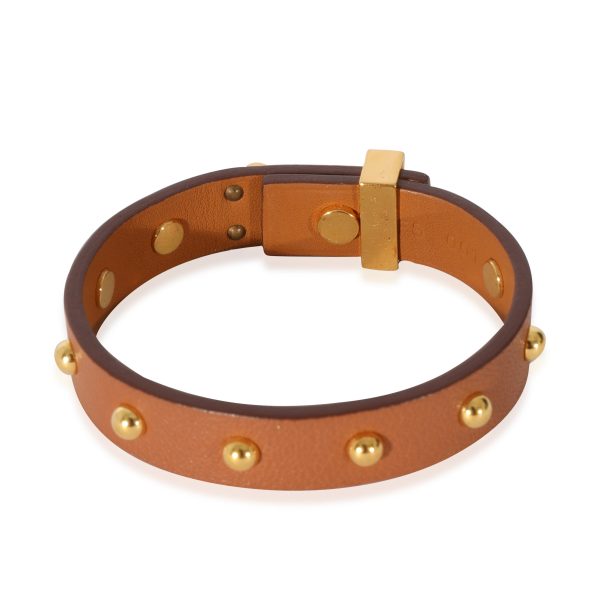 128497 pv 66cf3b31 e8a1 4f97 8518 fcf31bc231d9 Hermes Mini Dog Clous Rounds Gold Plated Bracelet