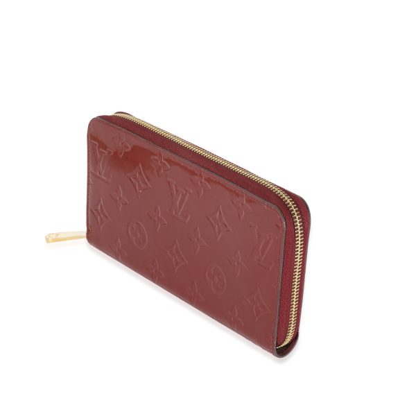 129676 sv Louis Vuitton Rouge Fauviste Vernis Zippy Wallet