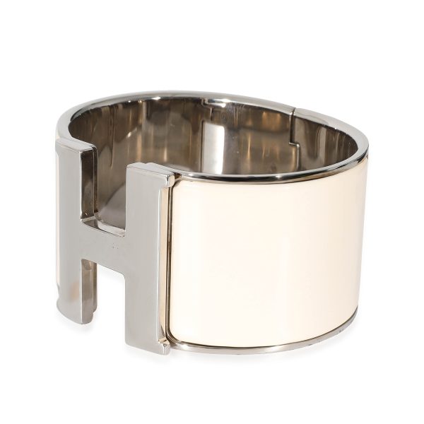 132694 sv 25d6bb46 da29 459b 8c22 511db8bbd79c Hermès Clic Clac Palladium Plated Wide Bracelet in Creme