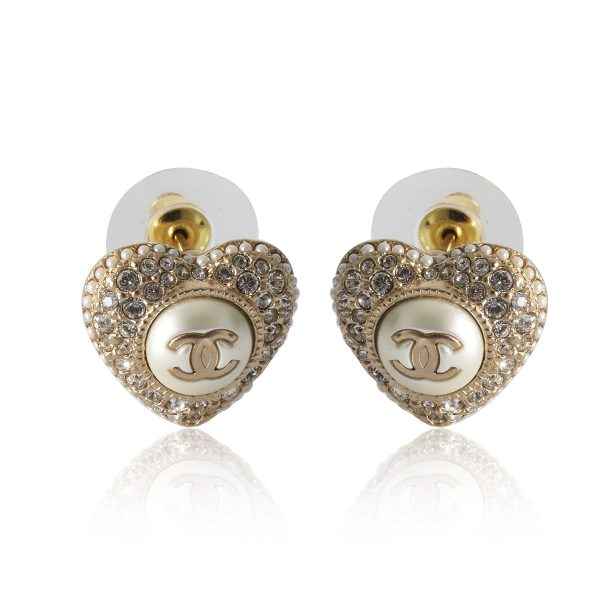 Chanel Gold Plated Heart Stud CC Earrings Chanel Gold Plated Heart Stud CC Earrings