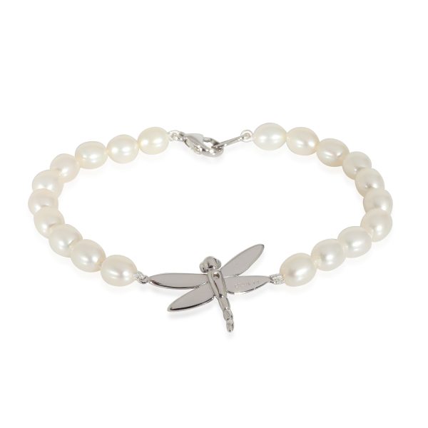 135879 bv d4e29a39 5f0c 4f9e 88a6 a9238964ca36 Tiffany Co Freshwater Pearl Bracelet With Dragonfly Charm in 18K White Gold