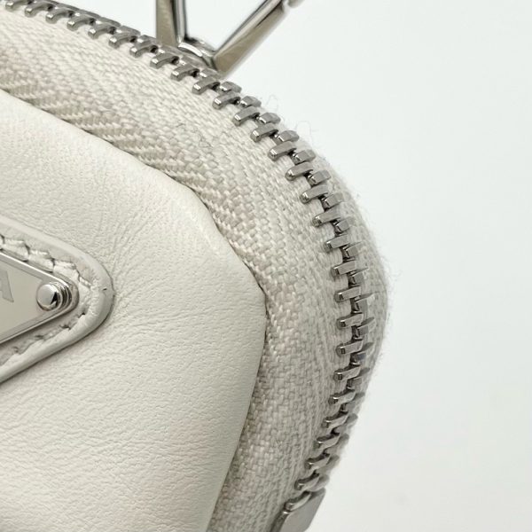 2000037246901497 21 Prada Shoulder Bag Crossbody Bag Leather White Silver Hardware