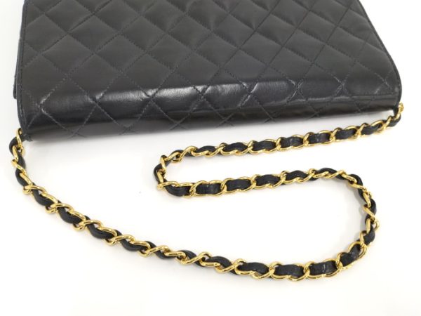 2000111259000114 5 Chanel Single Chain Shoulder Bag Matelasse Lambskin Black Gold Hardware