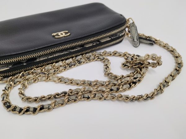 2000111259300142 6 Chanel Chain Shoulder Wallet Lucky Flower Leather Black