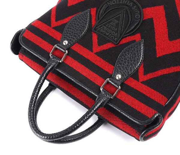 20240111082243354 95542526 LOUIS VUITTON Limited Edition Vali Blanket Black Red Bag 2006