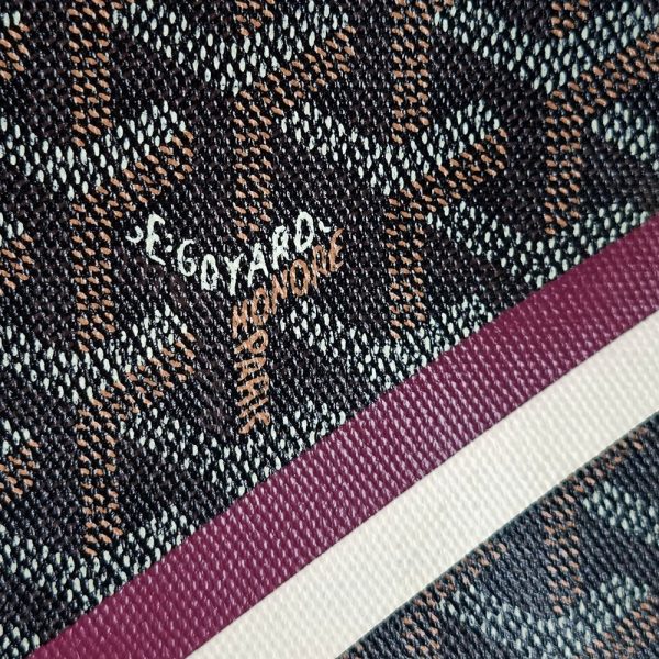 20240112032333826 79079844 GOYARD Mackage Jouvence mm