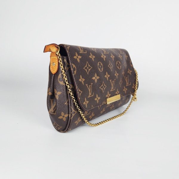 20240112051649356 21660169 LOUIS VUITTON Favorite MM Monogram Crossbody Bag