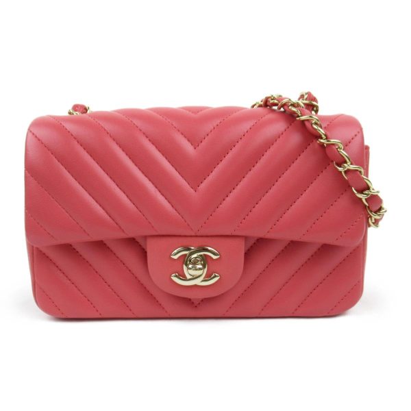 2101215370051 00 Chanel Lambskin Chain Shoulder Bag Pink