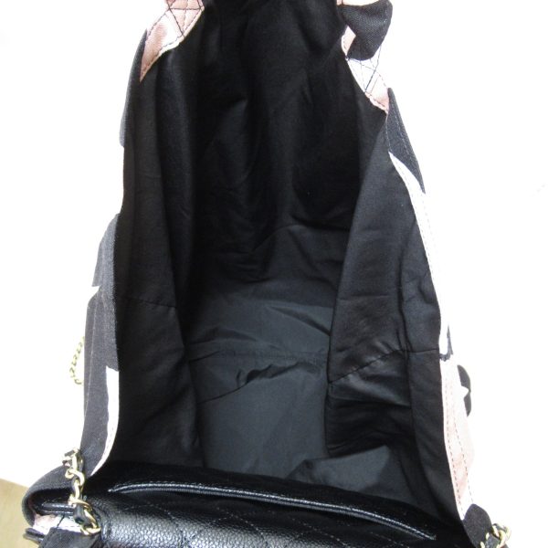 2101216493544 10 Chanel Chain Shoulder Bag Eco Caviar Skin Black