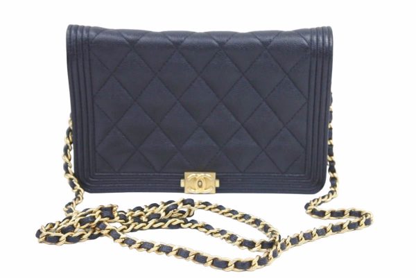 42152 1 Chanel Matelasse Chain Wallet Shoulder Bag Coco Mark Matte Caviar Skin