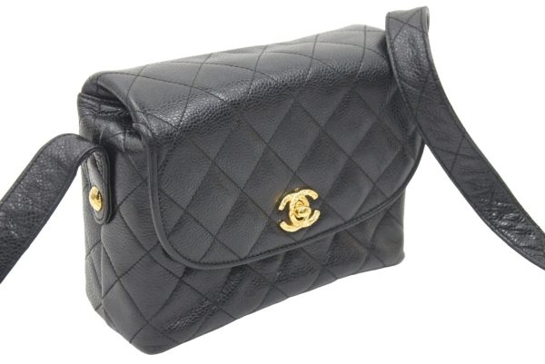 45423 d4 Chanel Vintage Shoulder Bag Caviar Skin Coco Mark Black Gold Hardware